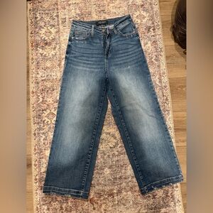 Judy Blue Wide Straight High-Rise Jeans - Medium Blue Wash